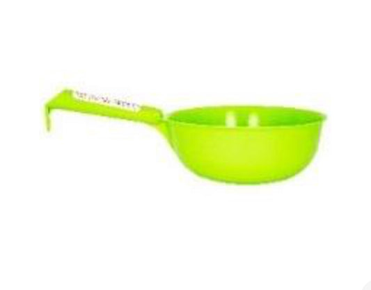 Red Gorilla Handy Feed Scoop