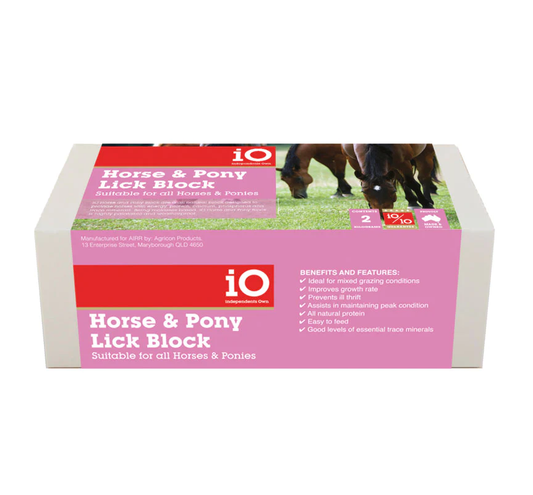 iO Horse & Pony Lick Block